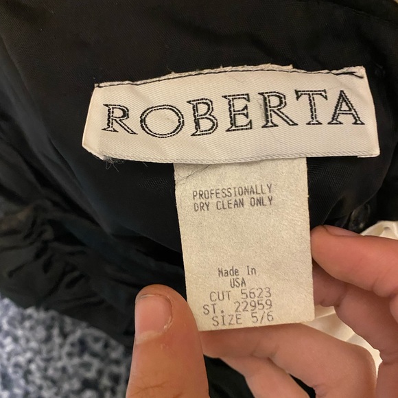 Formal dress - Picture 8 of 12